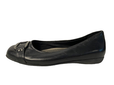 Trotters Black Leather Slip-On Loafers for women. Size 8N. Like new! Amazon.com | Trotters Women main image 4