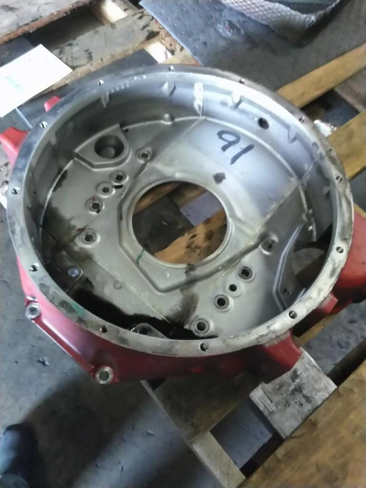 CARCASA VOLANTE CUMMINS ISL9 3854913 Foto 2 de 4