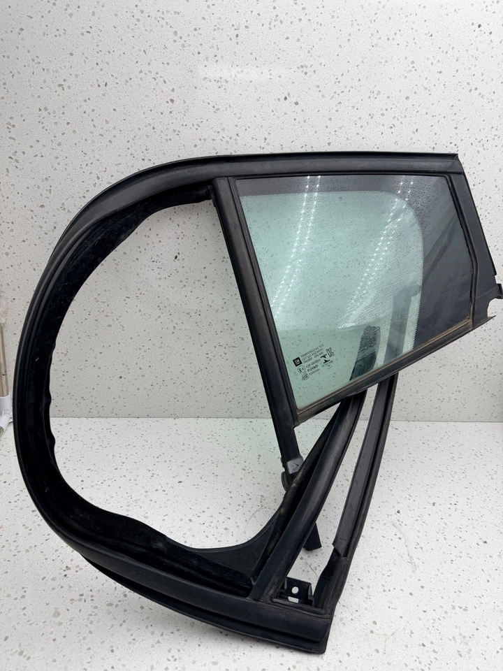 2017 CHEVROLET CRUZE LEFT REAR DOOR TRIANGEL GLASS WINDOW OEM  43R-000054 B436-2 - Изображение 2 из 4