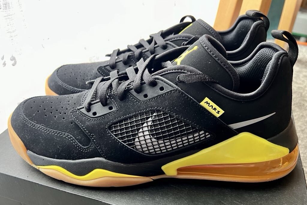 jordan mars 270 low yellow