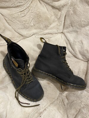 VINTAGE ⚡️ MADE IN ENGLAND Doc Martens Blue Suede