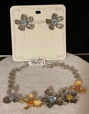 JUEGO PULSERA PENDIENTES CRISTAL AZUL BRIGHTON EVERBLOOM JARDÍN NUEVO CON ETIQUETAS PRECIO DE VENTA SUGERIDO POR EL FABRICANTE: $156