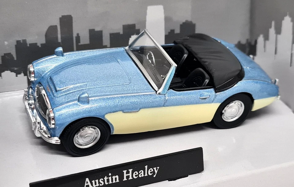 Cararama 1/43 Austin Healey 3000 Blue Cream Diecast Scale Model Car - Image 3 of 4