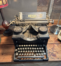 Antique 1931 Royal Manual Black Typewriter Model 10 Double Beveled Glass Sides thumbnail