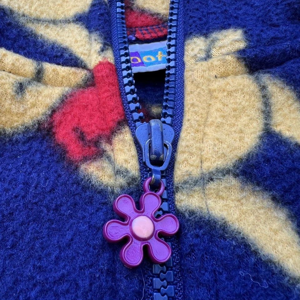 Sudadera con capucha polar de colección de los 90 para niños pequeños 7 de Disney Winnie the Pooh Foto 2 de 4