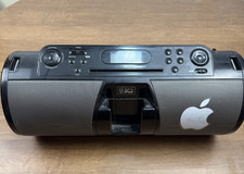 Insignia NS-B2114 Rare Portable Boombox CD Ipod Player AM/FM Tuner Tested Good