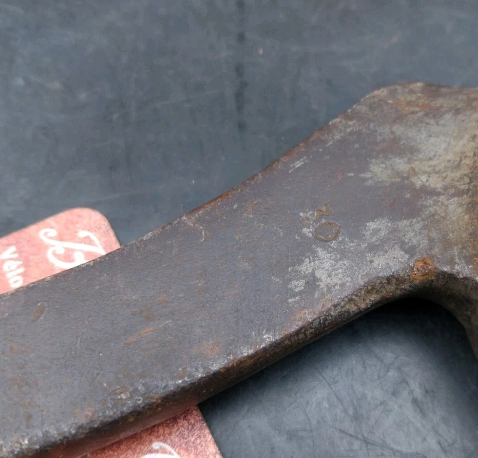 Ancienne clé à molette LACHEZE 30cm coudée outils old tool garage wrench 1930 - Photo 4/4