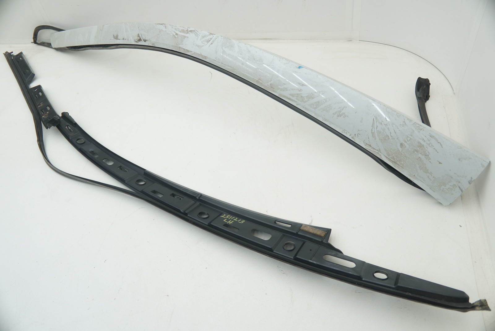 Left Roof Pillar Molding Body Trim Cover Panel Bracket Set 51627372041 BMW i8