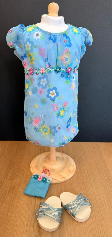 American Girl of Today Springtime Outfit Complete, EASTER Accessories, Retired