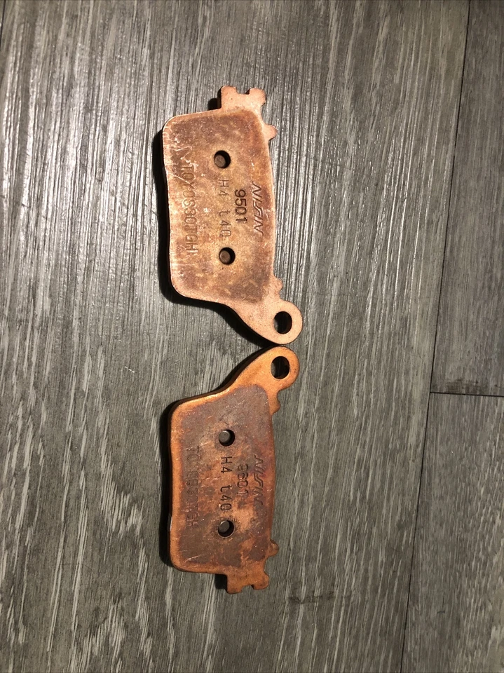 Pinza trasera original Kawasaki ZX10R 2011-19 43082-0115 Foto 2 de 2