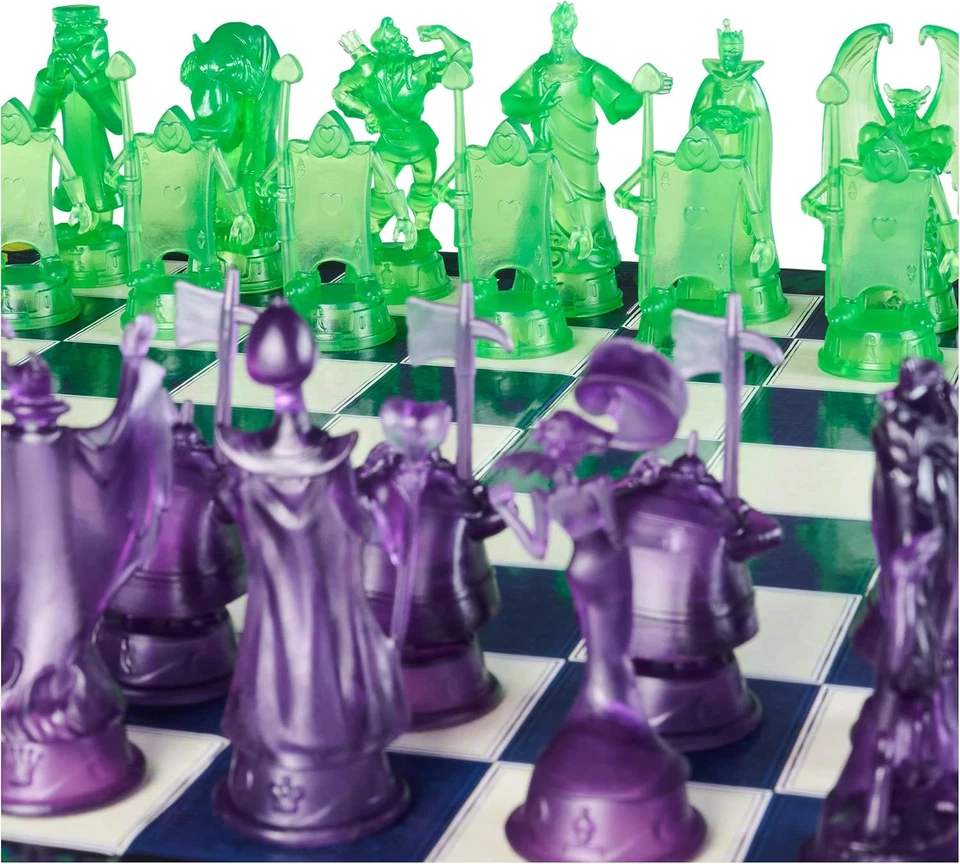 Juego de Ajedrez Villanos Disney Personajes Clásicos Úrsula, Jafar, Hades y Más Nuevo Foto 4 de 4