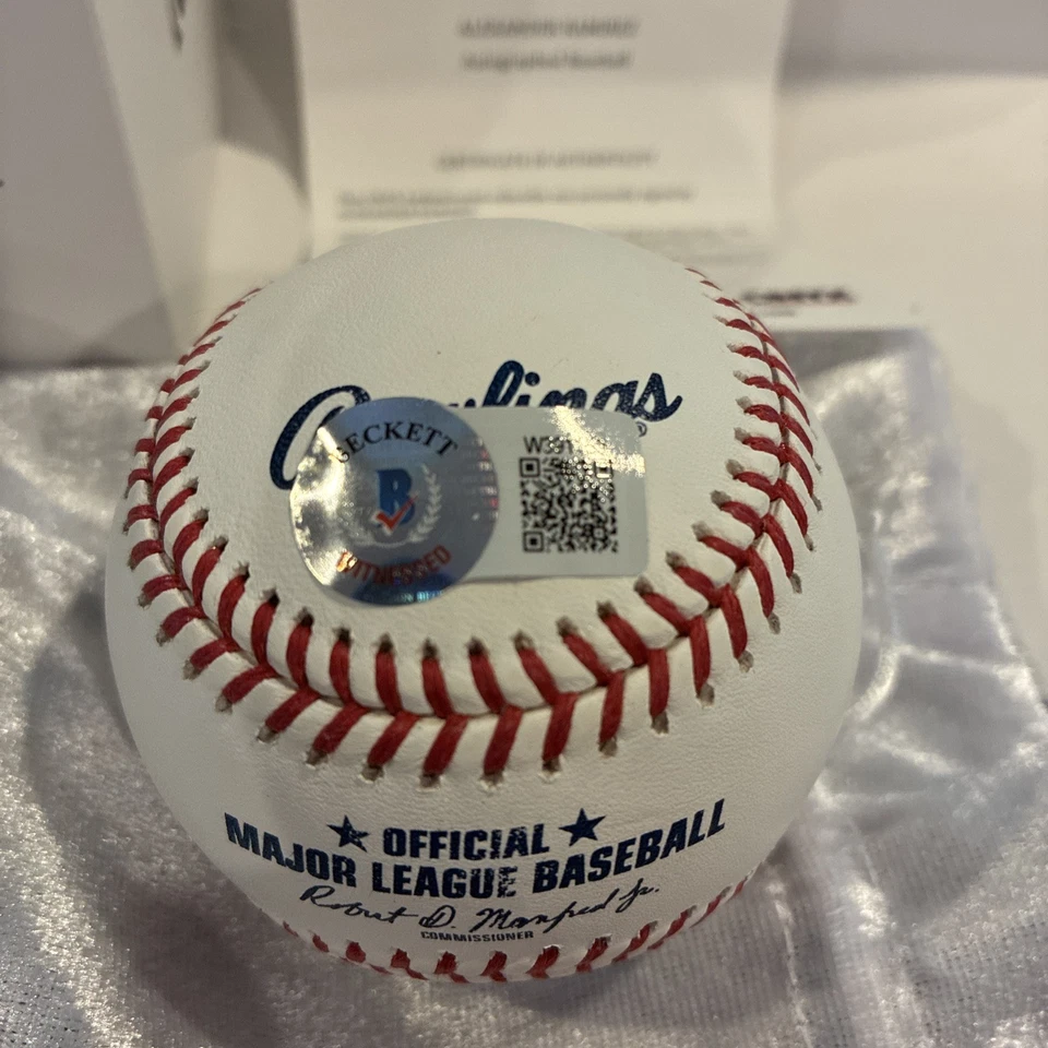 New York Mets Alexander Ramirez autographed baseball Beckett Witnessed  - Image 2 of 4