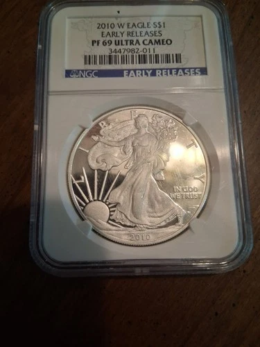 2010 W American Eagle Silver Dollar NGC PF69 Ultra Cameo Early Release (GV0004)