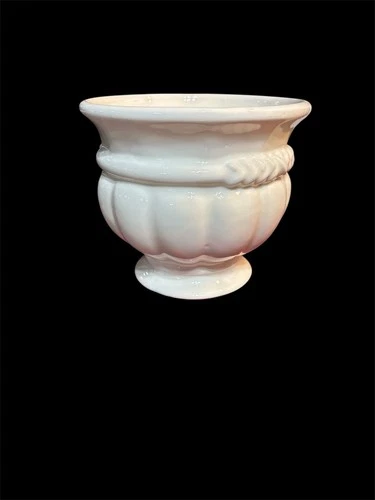 Haeger Pottery 2003 White Ceramic Planter Art Deco Footed, Creamy Glaze, 5.5"