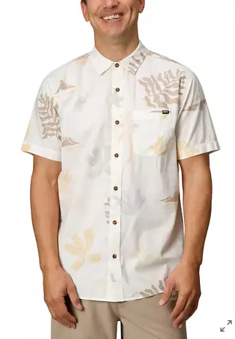 Мужская рубашка Reef Men Regular fit с коротким рукавом и пуговицами среднего белого цвета 3590₽