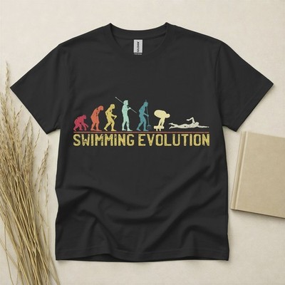 T-Shirt Swimming Evolution lustig Schwimmer Geschenk Sport Tee Gildan schwere Baumwolle
