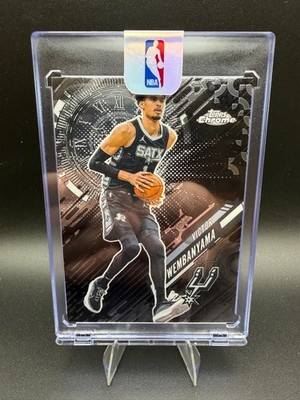 2025 Topps Chrome Victor Wembanyama Go Time #GT-11 San Antonio Spurs