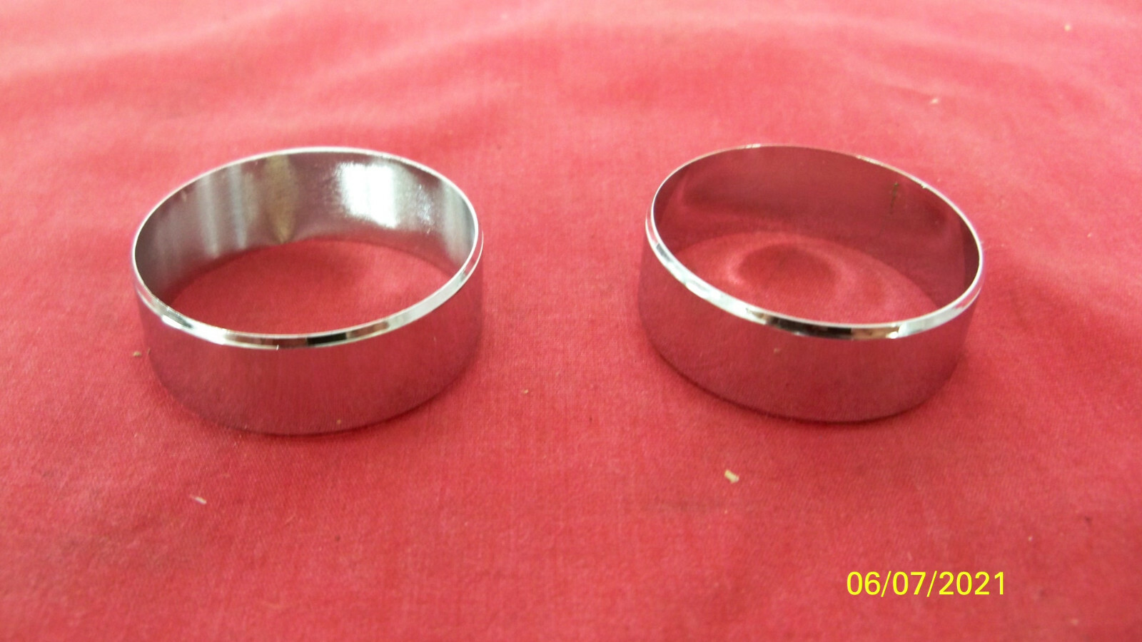 197178 TRIUMPH T120 T140 PUSHROD TUBE SEAL CHROME COLLARS (2) 711707