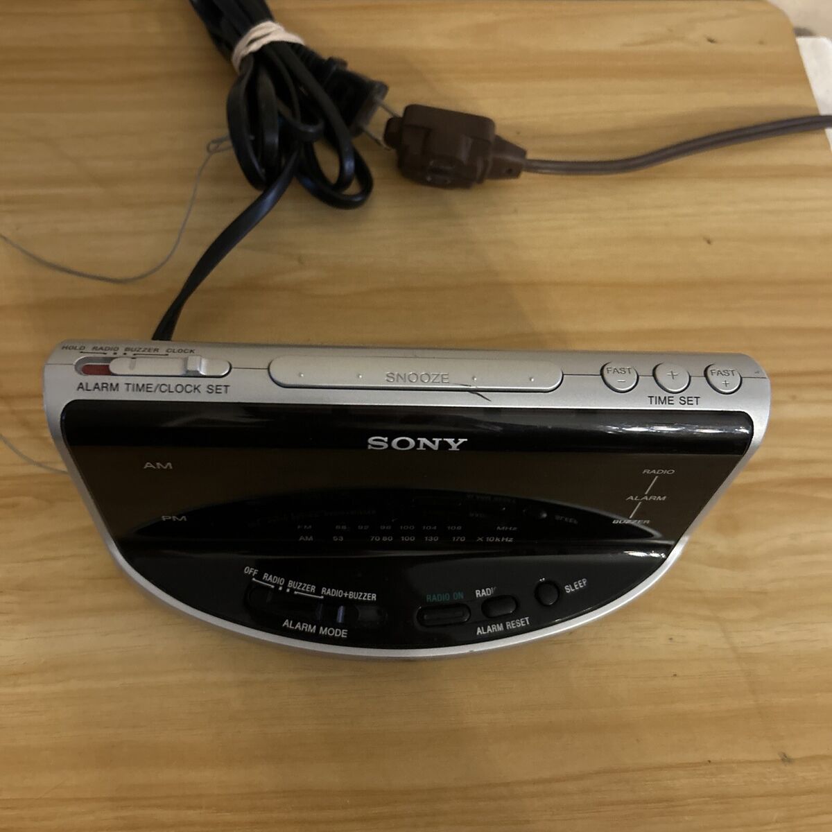 Sony Dream Machine Vintage ICF-C492 FM/AM Radio Dual Alarm Large