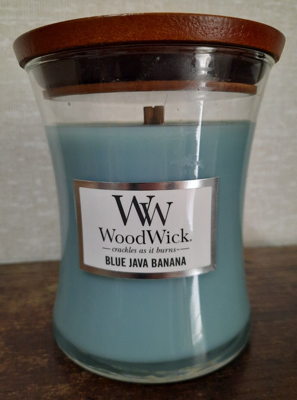 Blue Java Banana WoodWick 10 Oz Medium Hourglass Jar Candle Burns 100