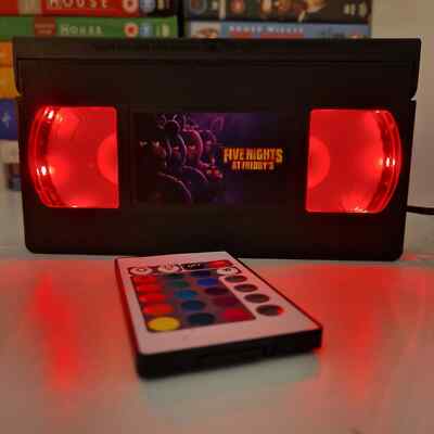 Five Nights at Freddy's FNAF LED VHS Video Kassette Licht Lampe Geburtstag Geschenk Retro