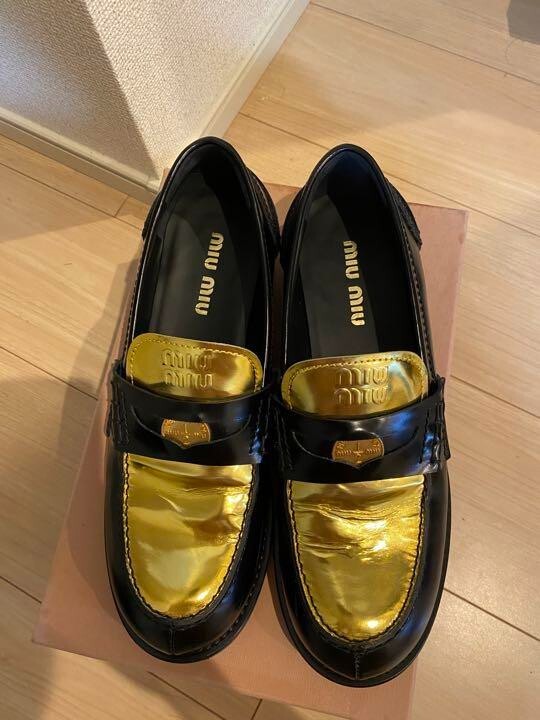 MIUMIU レザー　ローファー　Loafers PRADA 26840926_56459167_600.jpg
