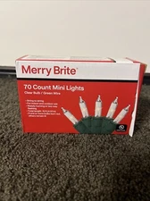 Merry Brite 70 ct Mini Style white Lights clear bulb green wire 15ft