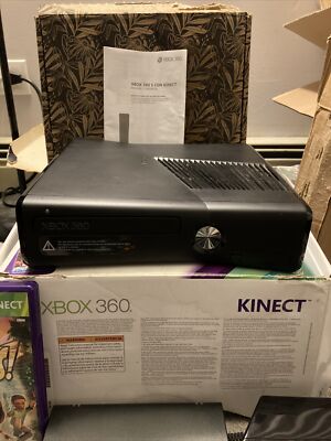 Microsoft Xbox 360 S 4GB Kinect Bundle (1439/1414) In Box With