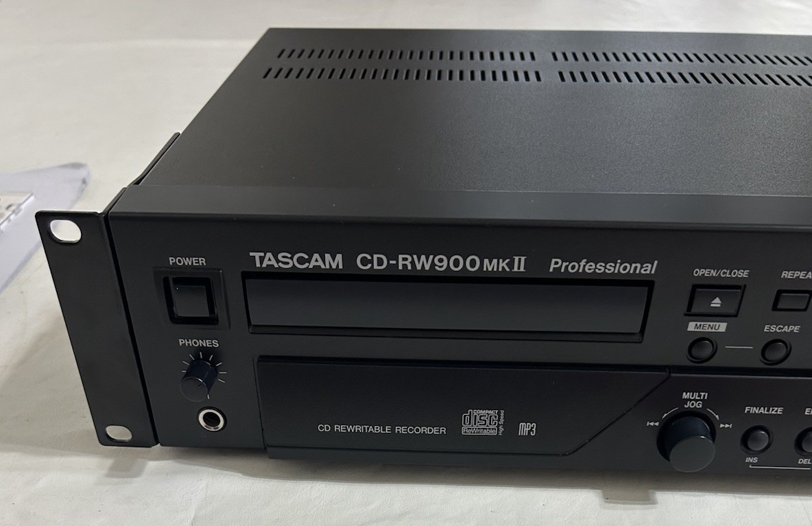 TASCAM CD-RW900 MKII Professional CD CD-RW Recorder w/ Remote