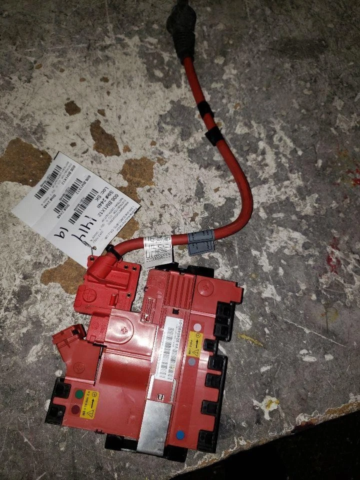 Distribuidor BMW 750I 12 Foto 2 de 4