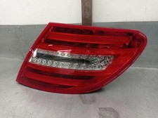 Feu arrière Mercedes 200