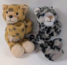 Wild Republic Peluche Grandes Gatos Abrazadores Lote Leopardo y Leopardo de las Nieves Animales de Peluche