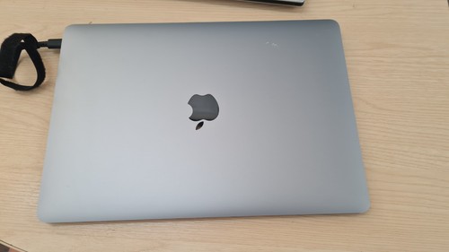 APPLE - MacBook Air 13.3" (2020) - M1, 256 GB SSD, Space Grey, 8GB, 92% battery - Picture 5 of 13