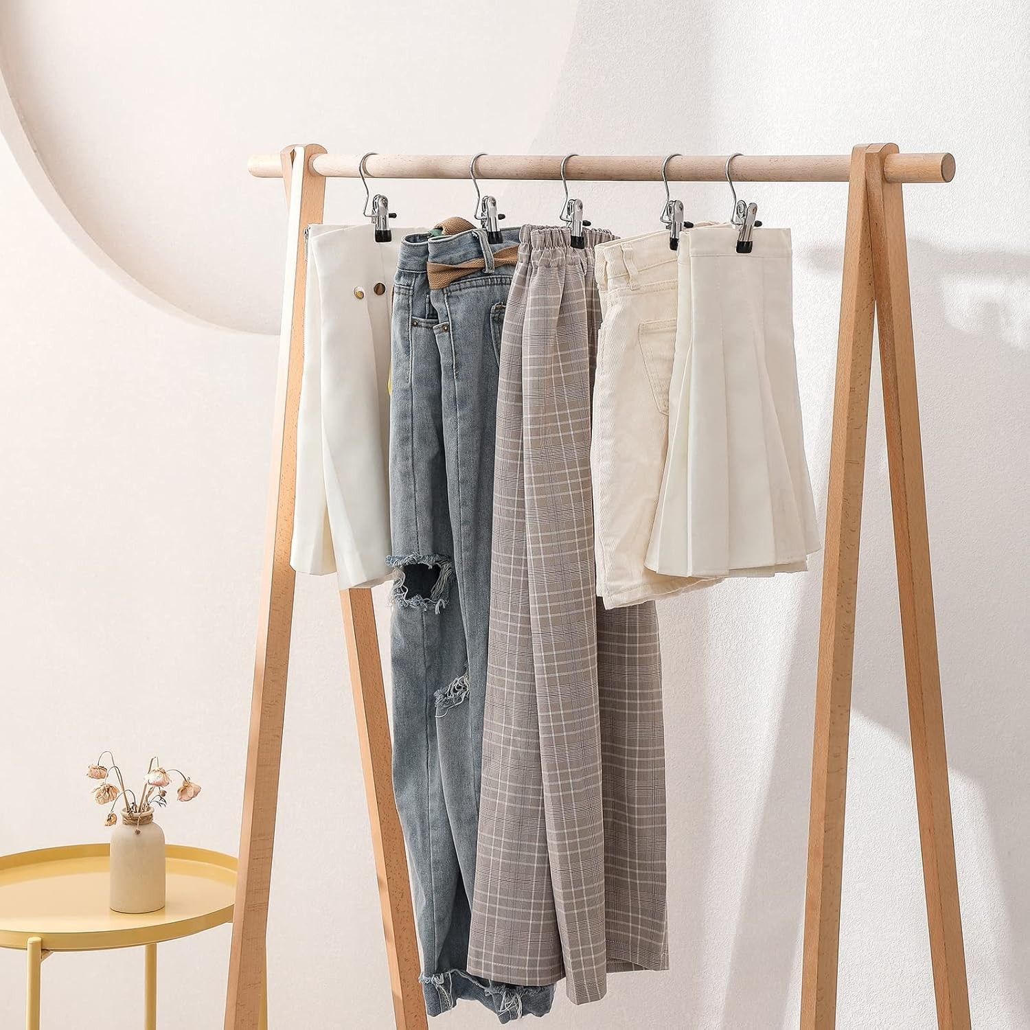 Elegant Portable 30 Pack Boot Hangers - Non-Slip Clips for Closet Organization