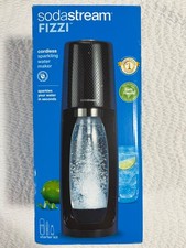 SodaStream Fizzi One Touch Sparkling Water Maker Kit New Open Box. Cordless.