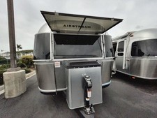 2026 Airstream Classic 30RBT
