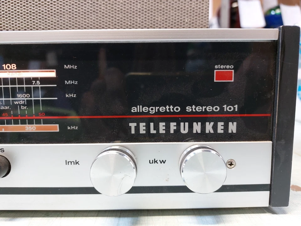 Ampli Tuner vintage TELEFUNKEN ALLEGRETTO STEREO 101 - Immagine 4 di 4