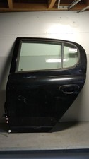 Porte arrière et accessoires Toyota YARIS