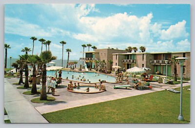 Postcard TX Corpus Christi Ad Sandy Shores Motor Hotel Pool Private Beach J8