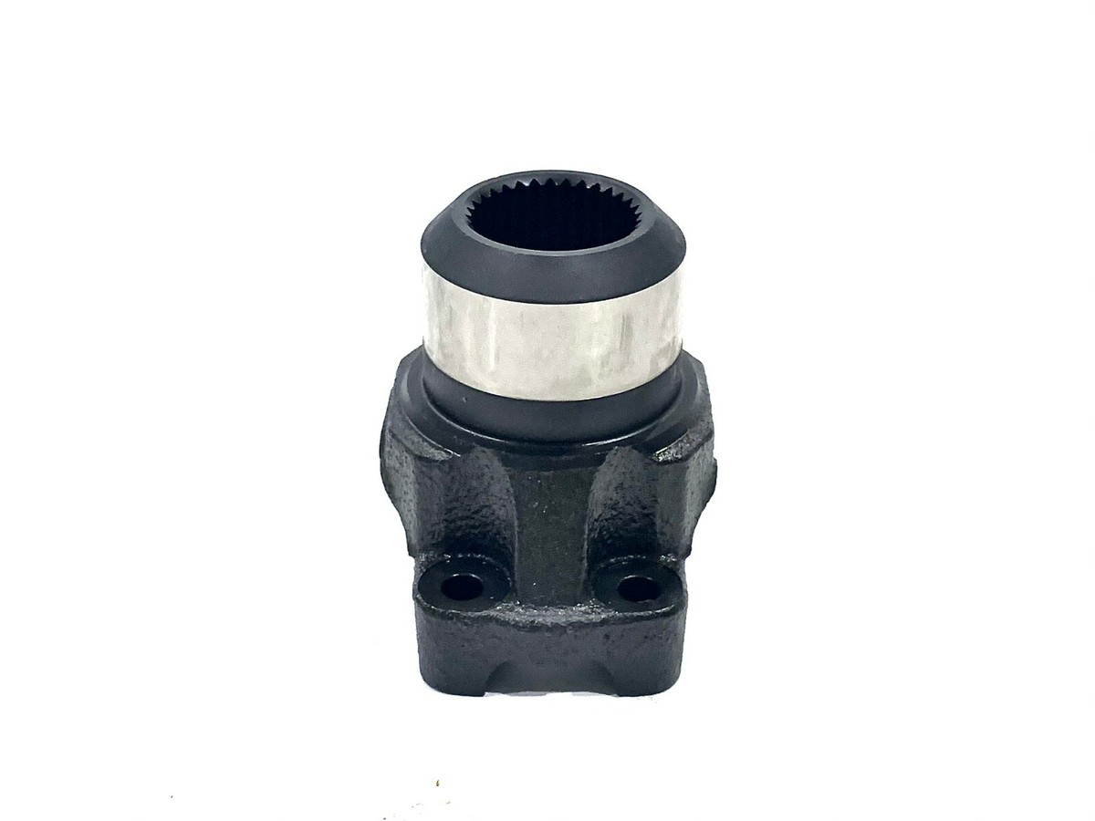 32 Spline Flange Yoke For NP205 / Atlas Transfer Case - Fits 1310/1350/1410 U-Joint - Bolts Included - View #2