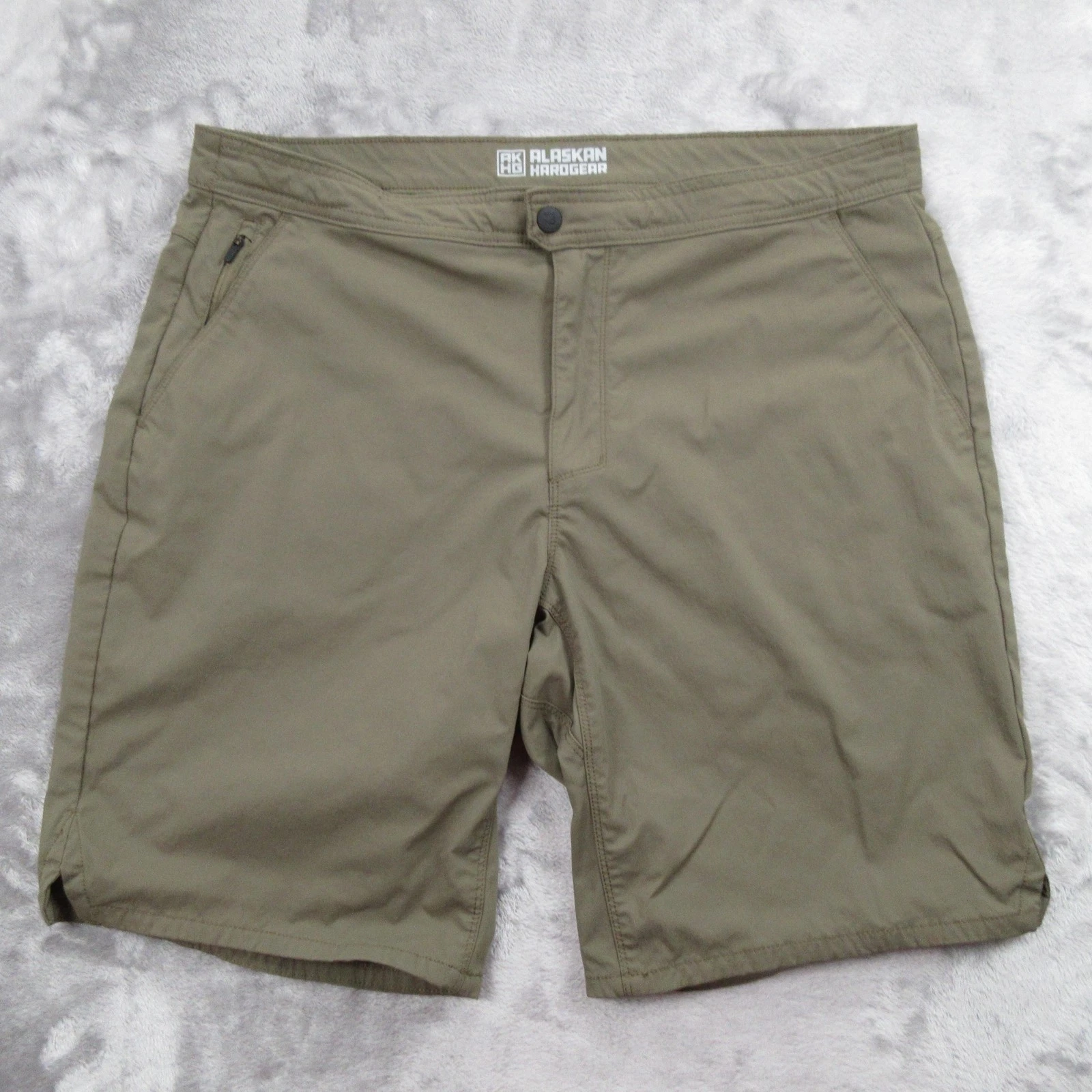 Alaskan Hardgear Shorts Mens 38 Khaki Green Outdoor Hiking Nylon Zip Pocket
