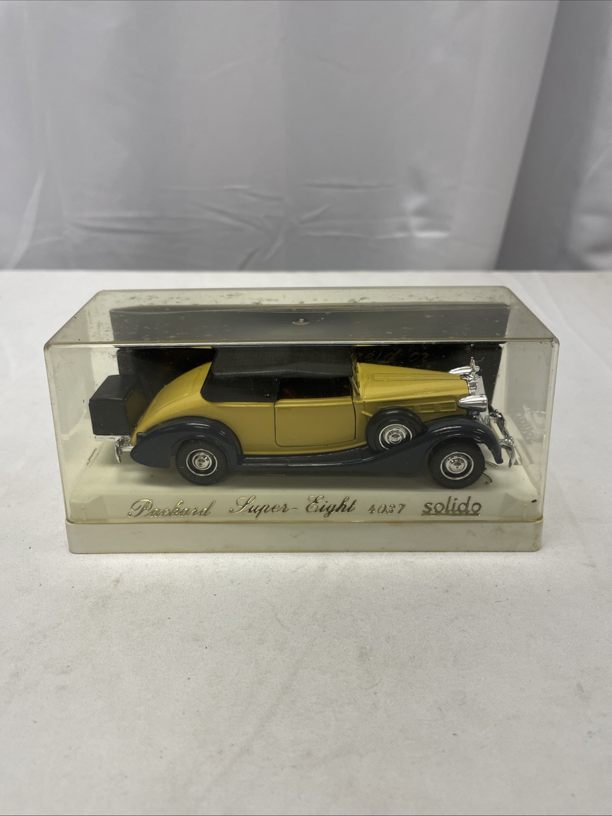 Solido Packard Super Eight 1937 1:43 4037