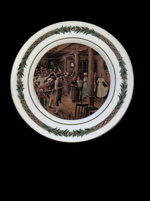 Department 56 Christmas Classic  Dinner Plate 4661097