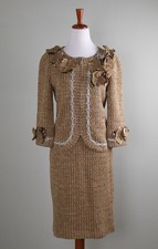 ST. JOHN COUTURE Collection 2490 Tweed Rosette Jacket Top Skirt Set Size 4 6