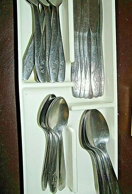 Silverware Falling * Vintage Stainless By Wallace SET OF 26 PIECES Flatware FALLING LEAVES ...