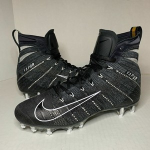 football cleats size 9.5