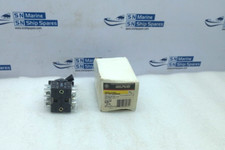 General Electric CR104PSM85B92 Lever Operated Selector Switch