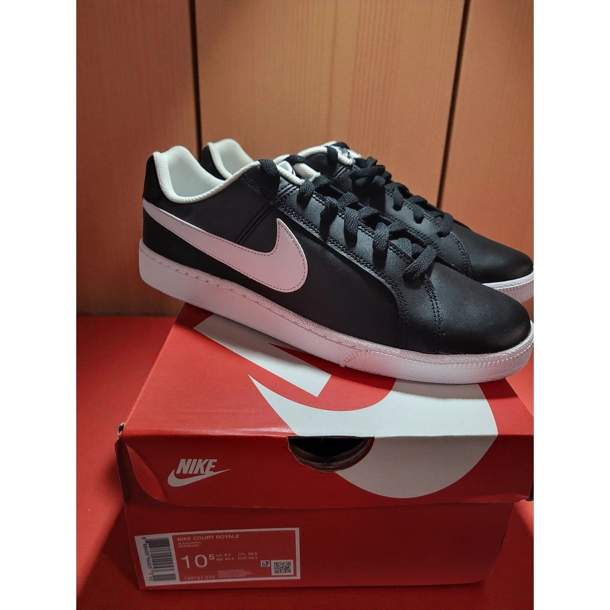 Nike‎ Court Royale Black White Leather Sneakers Mens Size 10.5 Athletic Shoes Nike Court Royale Athletic Shoes for Sale | Authenticity  main image 4