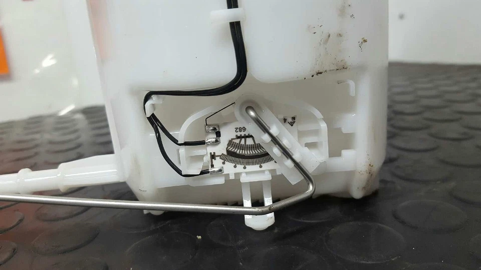 1741A945 BOMBA COMBUSTIBLE / F00051121 / 5922A / 266672 PARA CITROEN C4 AIRCROSS - Imagen 4 de 4