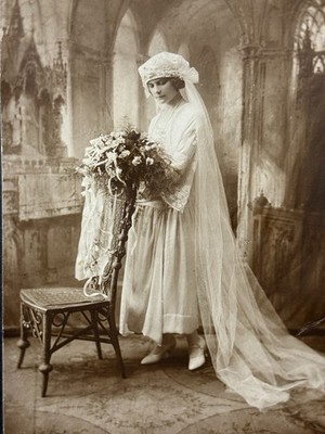Antique 1920s Wedding Photo Beautiful Young Bride Long Dress Flowers